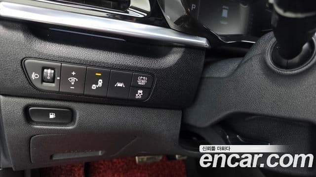 Kia Niro 2020 — Şəkil 18/20