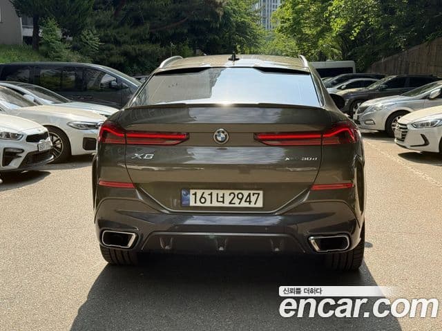 BMW X6 2020 — Photo 11/19