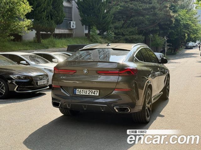 BMW X6 2020 — Photo 15/19