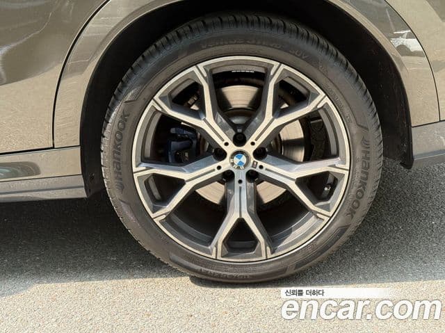 BMW X6 2020 — Photo 16/19