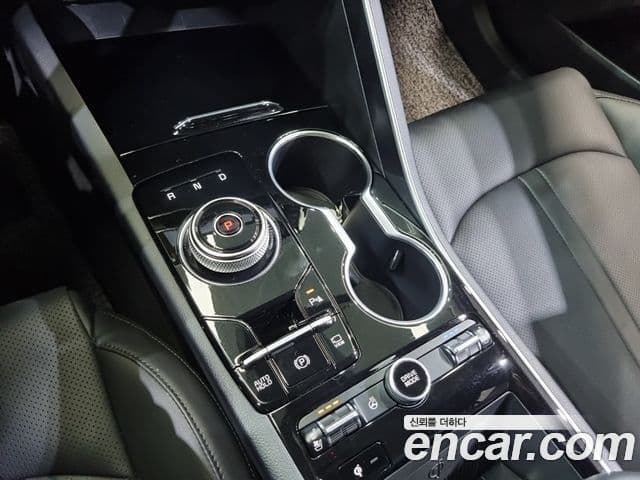Kia K5 2023 — ფოტო 10/20