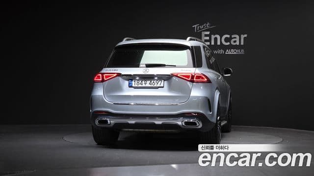 Mercedes-Benz GLE-Class 2023 — ფოტო 4/20