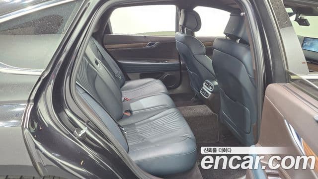 Genesis Electrified G80 2021 — Şəkil 12/20