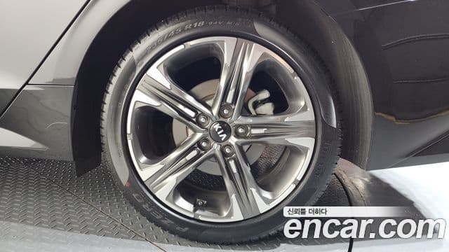 Kia K5 2021 — Photo 31/35