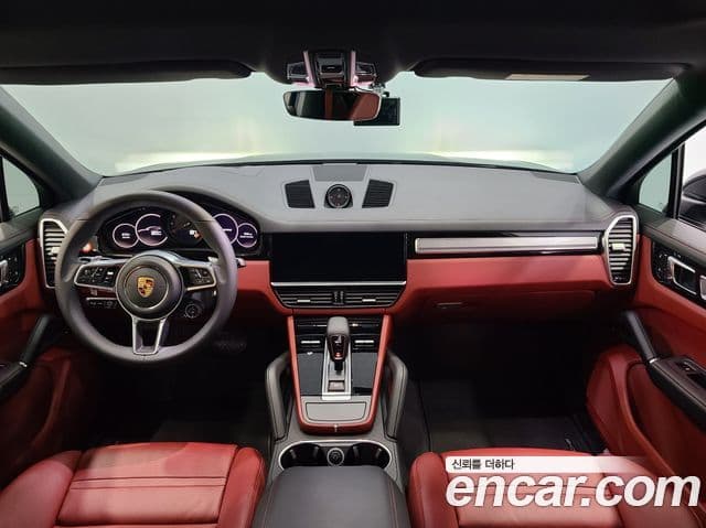 Porsche Cayenne 2023 — ფოტო 9/20