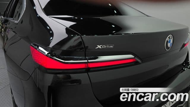 BMW 7 Series 2025 — Photo 18/30