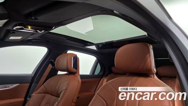 BMW 7 Series 2025 — Photo 5/30