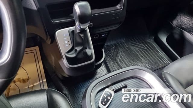 Hyundai Staria 2022 — Şəkil 7/18