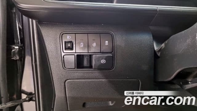 Hyundai Staria 2022 — Şəkil 16/18