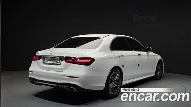Mercedes-Benz E-Class, 2022