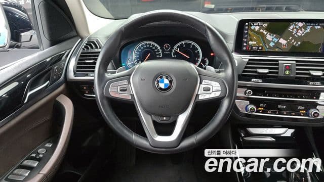 BMW X3 2019 — ფოტო 13/20