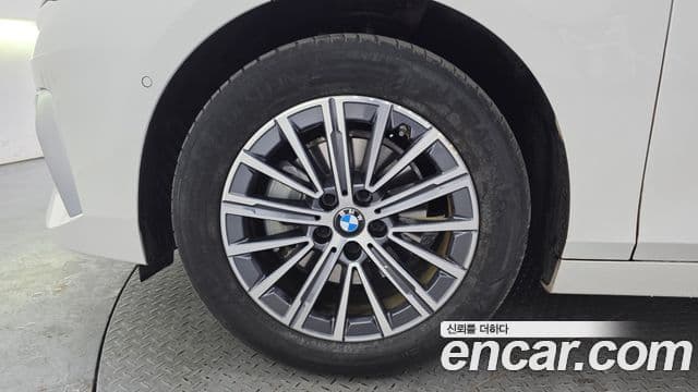 BMW 2 Series Active Tourer 2023 — Şəkil 14/34