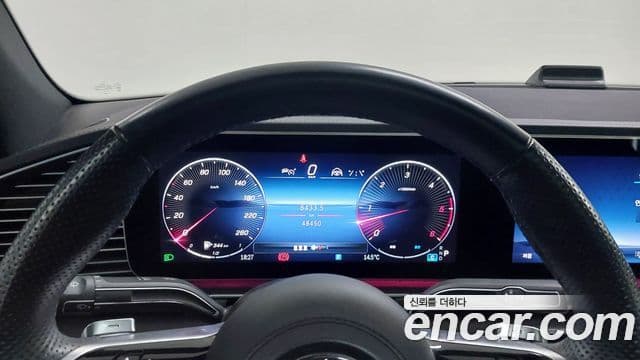 Mercedes-Benz GLE-Class 2023 — Photo 12/20