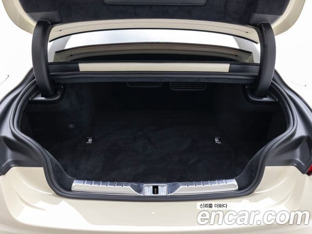 Bentley Continental GT 2025 — Şəkil 8/19