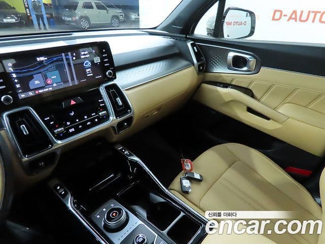Kia Sorento 2022 — Şəkil 11/20