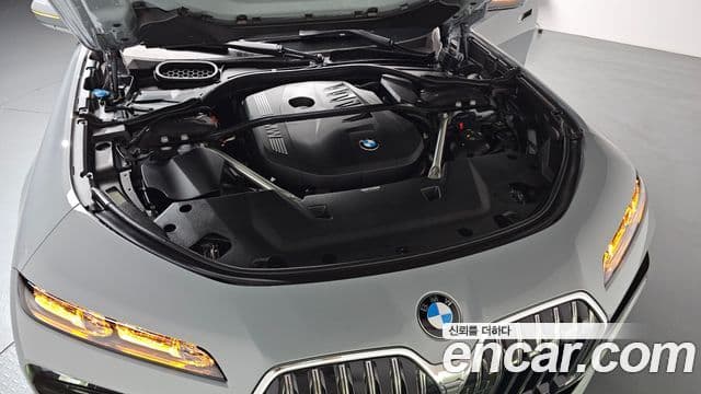 BMW 7 Series 2023 — ფოტო 6/20