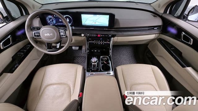 Kia Carnival 2023 — Şəkil 9/20