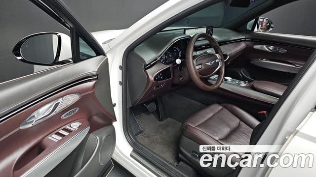 Genesis GV70 2021 — ფოტო 10/20