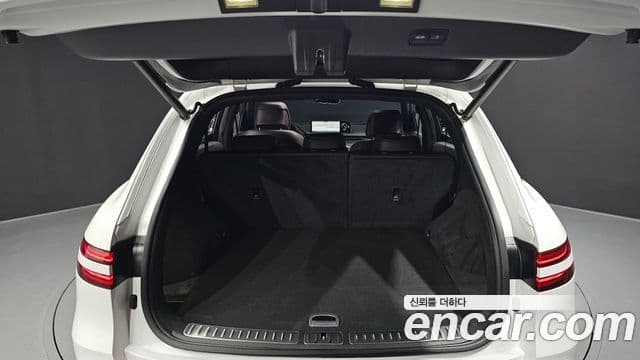 Genesis GV70 2021 — ფოტო 20/20