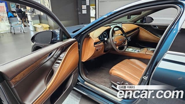 Genesis Electrified G80 2021 — фото 10 из 20