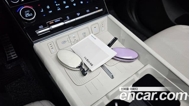 Hyundai Santa Fe 2023 — Photo 4/24