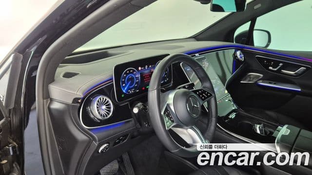 Mercedes-Benz EQE SUV 2023 — ფოტო 1/18