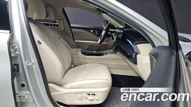 Kia K8 2025 — фото 11 из 20