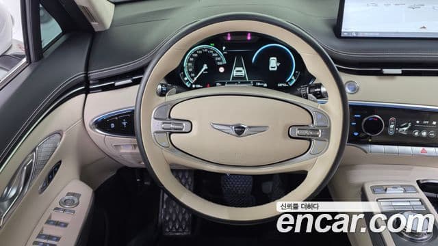 Genesis GV70 2023 — фото 13 из 20