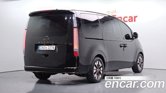 Hyundai Staria 2022 — Şəkil 2/20