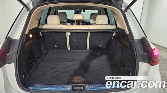 Mercedes-Benz GLE-Class 2025 — ფოტო 11/20