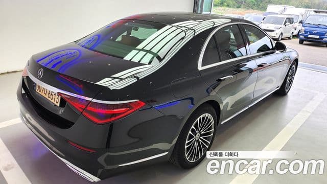 Mercedes-Benz S-Class 2021 — фото 12 из 20