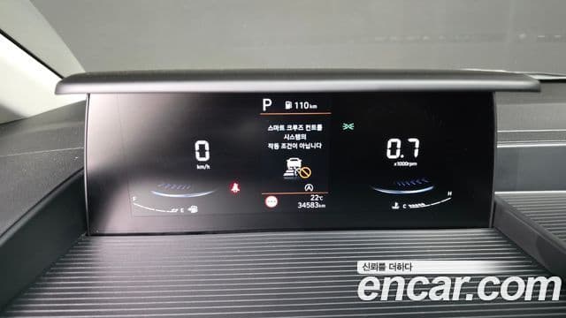 Hyundai Staria 2023 — Фото 8/20