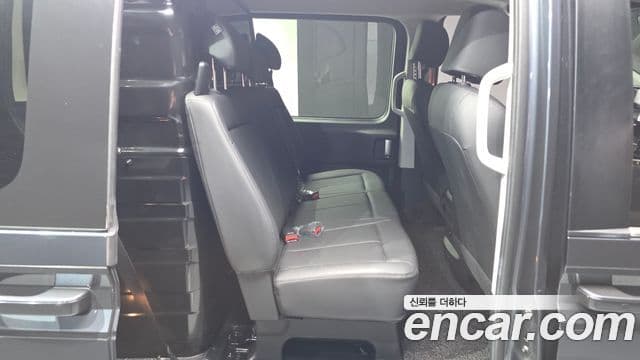 Hyundai Staria 2023 — Фото 11/20