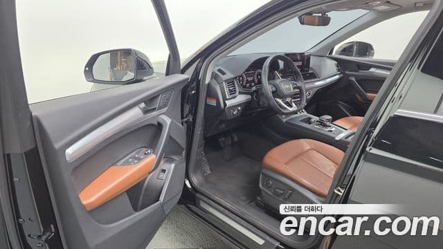 Audi Q5 2023 — фото 10 из 20