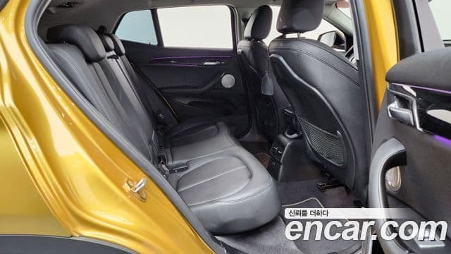 BMW X2 2020 — Şəkil 10/20