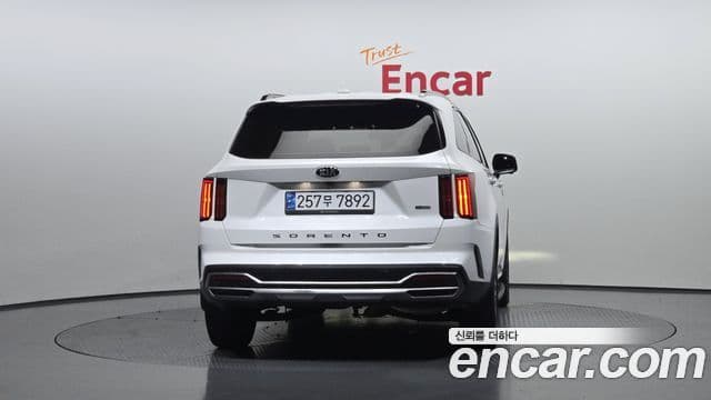 Kia Sorento 2021 — ფოტო 4/20