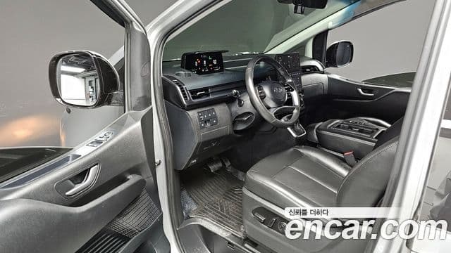 Hyundai Staria 2022 — Şəkil 10/20