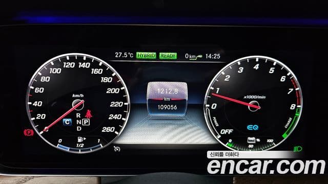 Mercedes-Benz E-Class 2019 — Şəkil 8/20