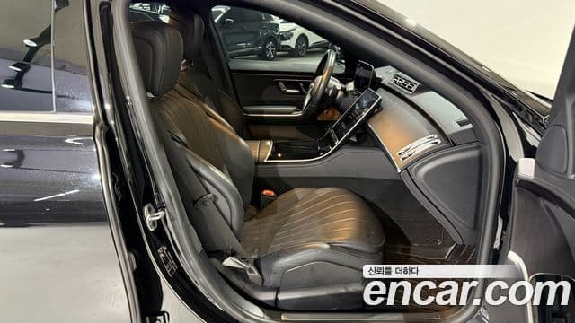 Mercedes-Benz S-Class 2023 — Фото 6/20