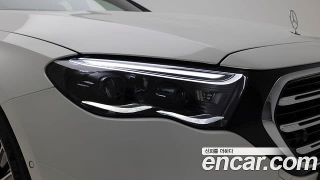 Mercedes-Benz E-Class 2025 — Фото 17/20