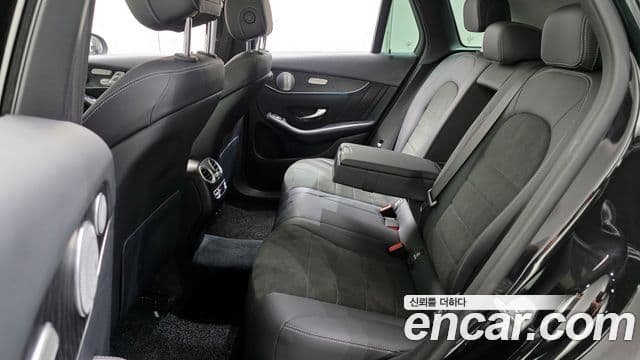 Mercedes-Benz GLC-Class 2018 — Şəkil 12/20