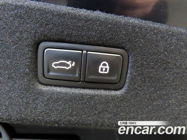 Kia K8 2021 — Şəkil 16/20