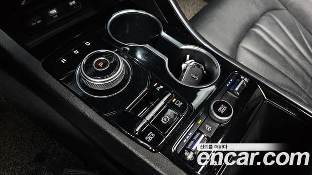 Kia K5 2020 — ფოტო 9/20