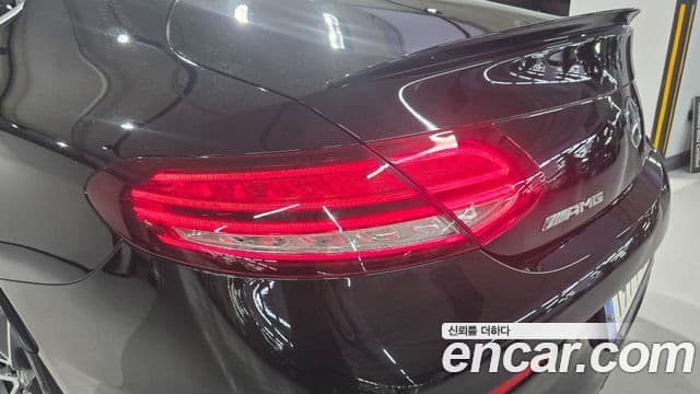 Mercedes-Benz C-Class 2022 — ფოტო 18/20