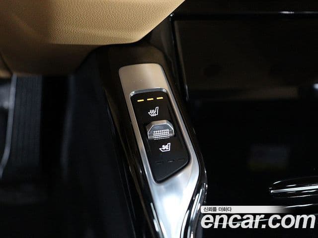 Kia Sorento 2022 — ფოტო 10/20