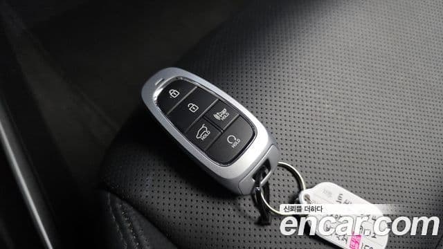 Hyundai The New Tucson 2021 — ფოტო 19/20