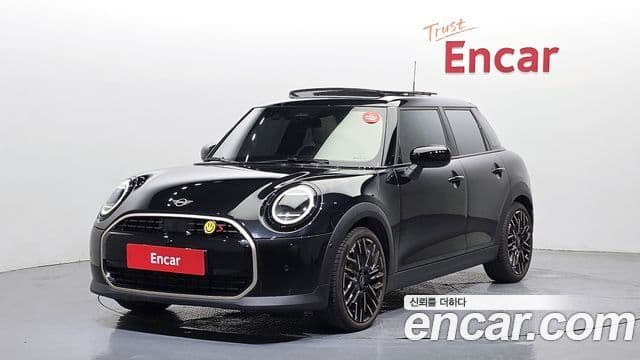 Mini Cooper S, 2024