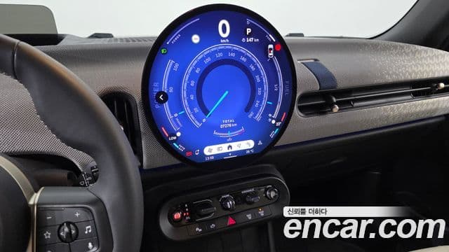 Mini Cooper S 2024 — ფოტო 8/20