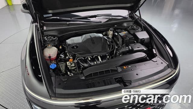 Hyundai Grandeur 2023 — ფოტო 6/20