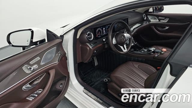 Mercedes-Benz CLS-Class 2019 — Фото 10/20